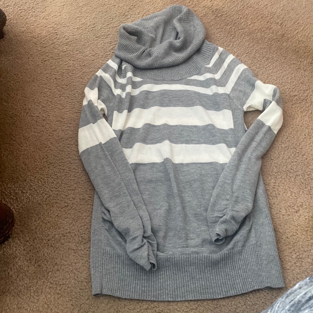Long Sleeved Lightweight Sweater